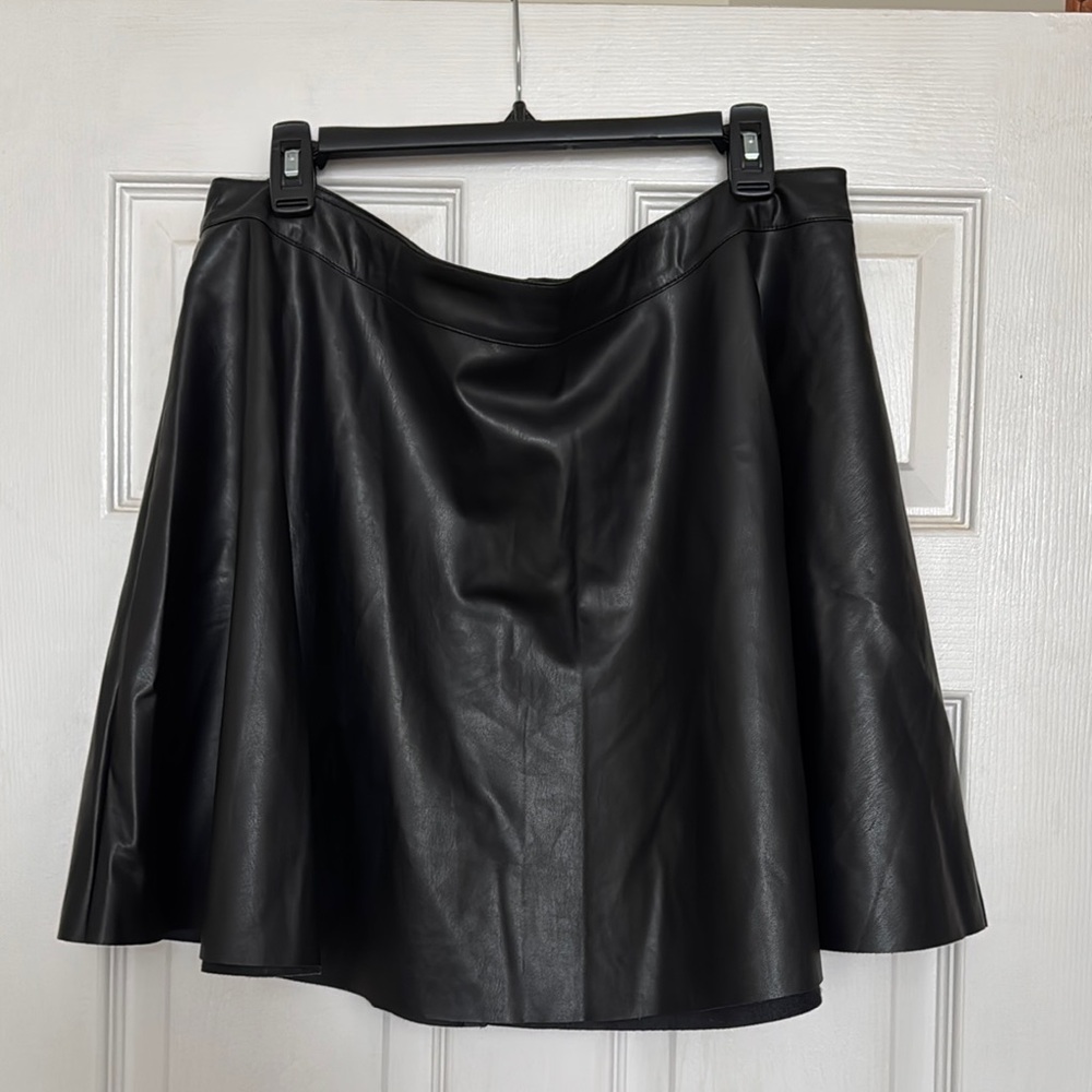 Elegant Black Vegan Leather Skater Mini Skirt
